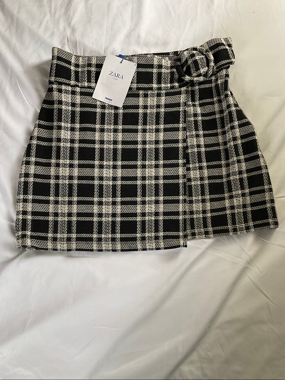 ZARA Black & White Plaid Mini Skirt with Buckle Belt